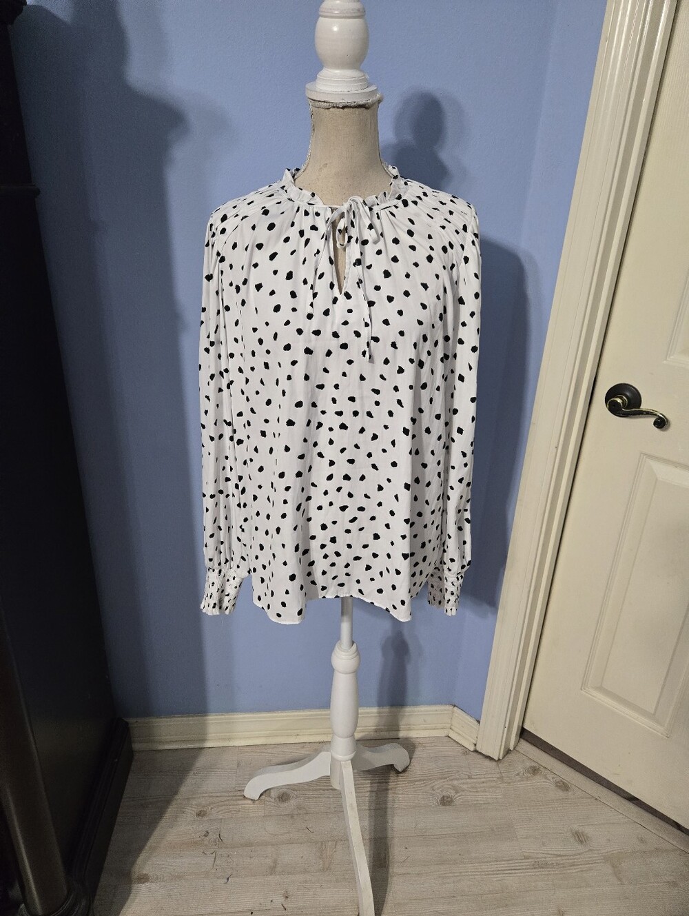 Jones & Co Xlarge Womens Blouse